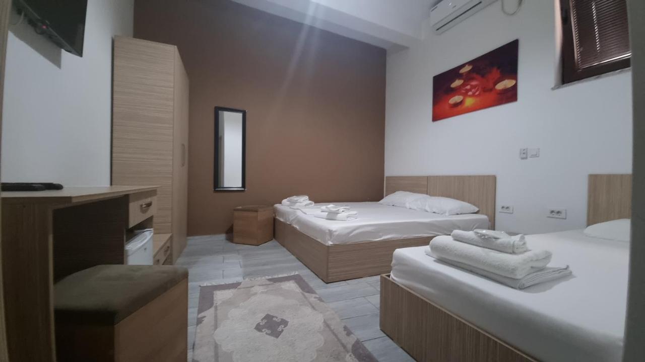 סקופיה Hotel Old Konak מראה חיצוני תמונה
