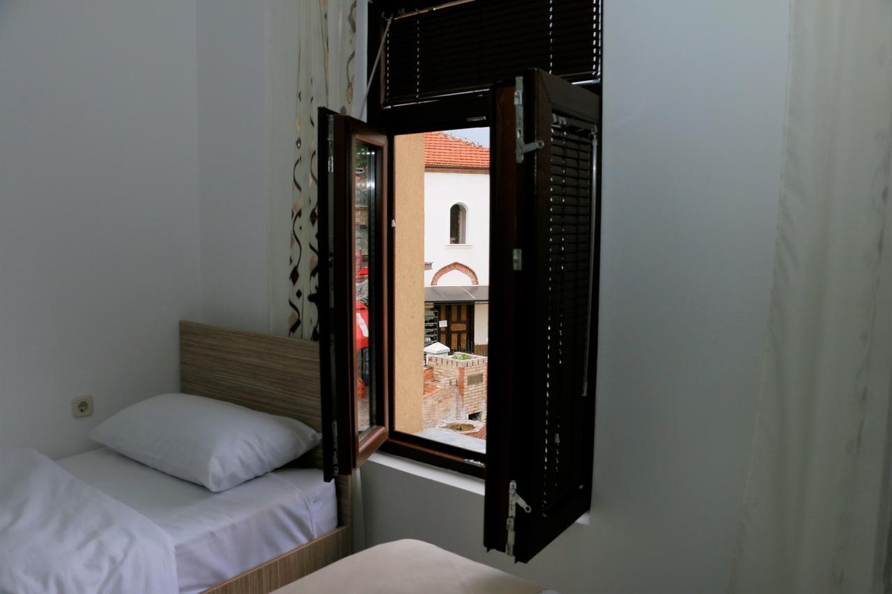 סקופיה Hotel Old Konak מראה חיצוני תמונה