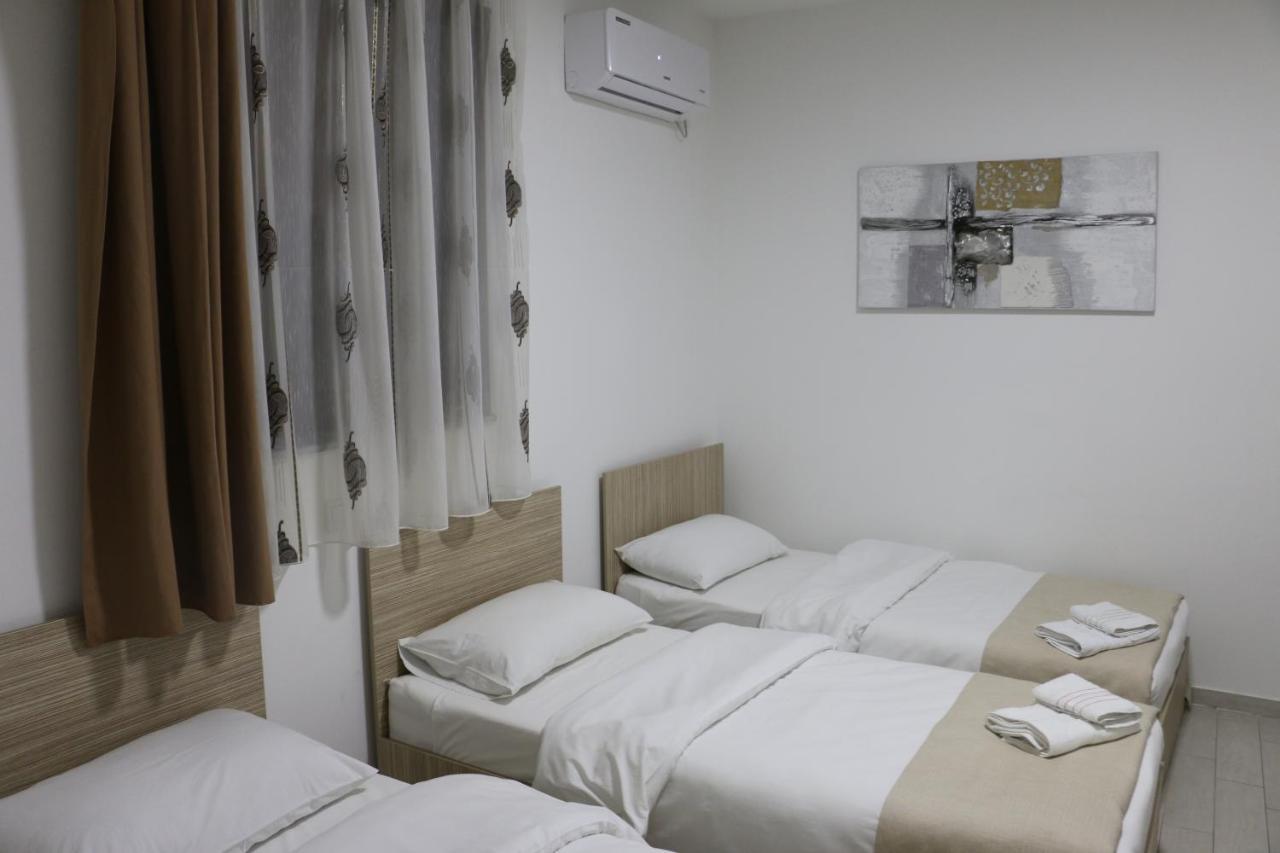 סקופיה Hotel Old Konak מראה חיצוני תמונה
